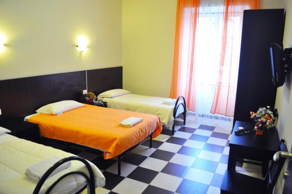 Blue Rain Guest House Rome Bilik gambar
